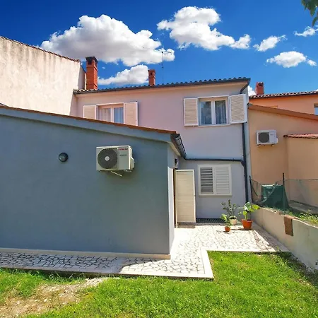 Apartman Fuer 5 Personen Ca 55 Qm In Pula, Istrien Istrische Riviera Póla